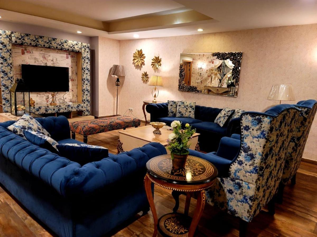 Апартаменты Royal Residencia Centaurus Исламабад Экстерьер фото