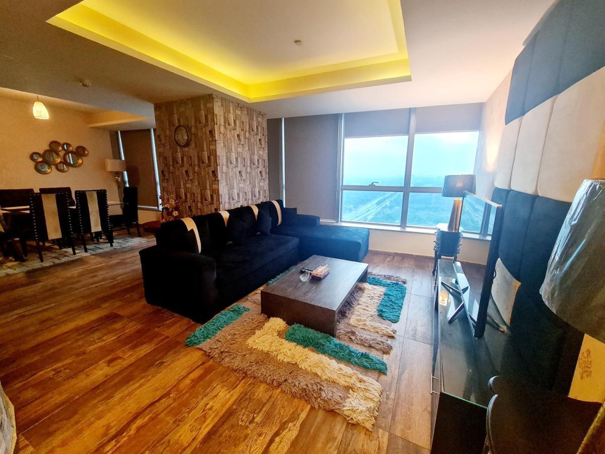 Апартаменты Royal Residencia Centaurus Исламабад Экстерьер фото