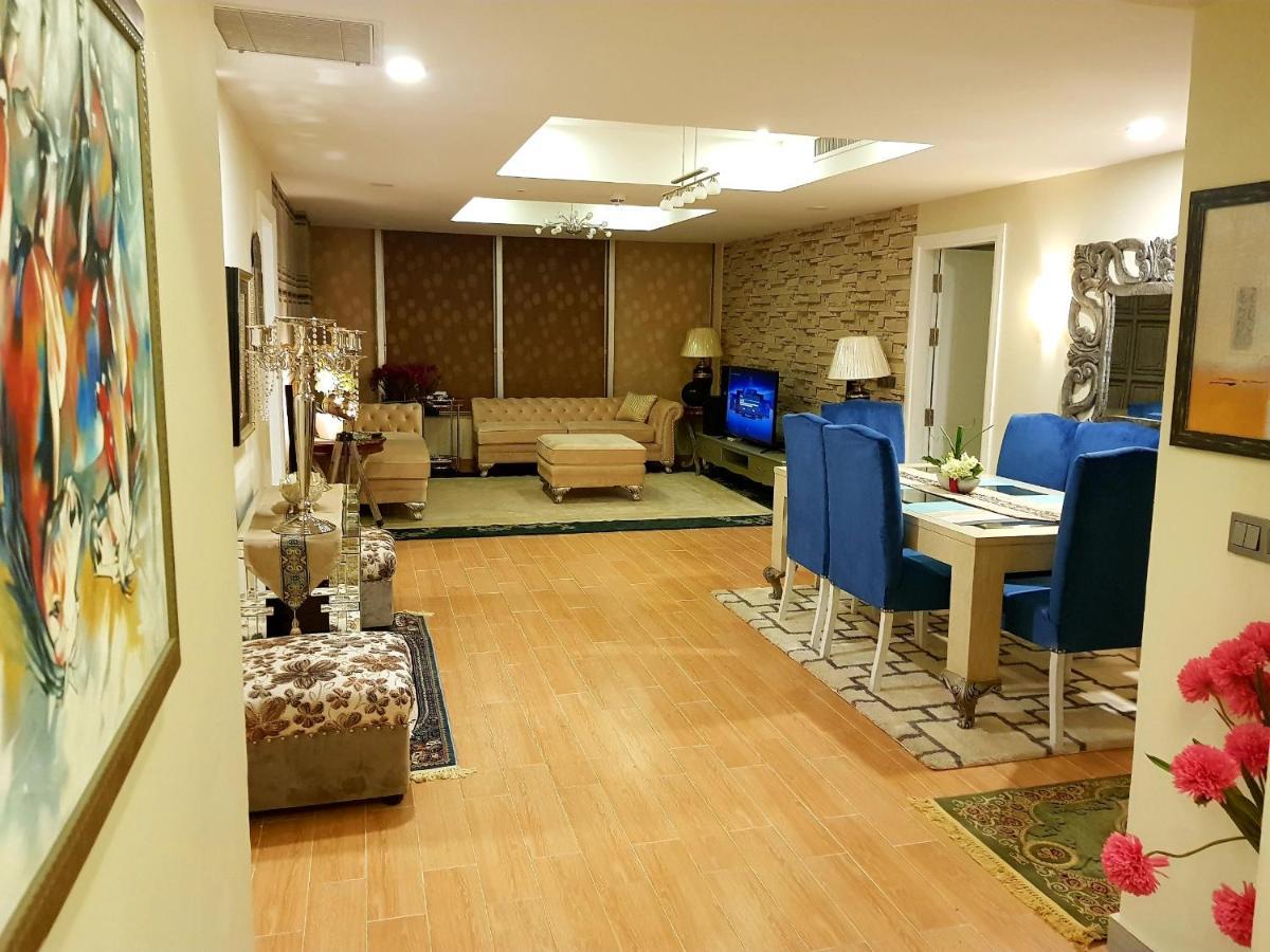 Апартаменты Royal Residencia Centaurus Исламабад Экстерьер фото