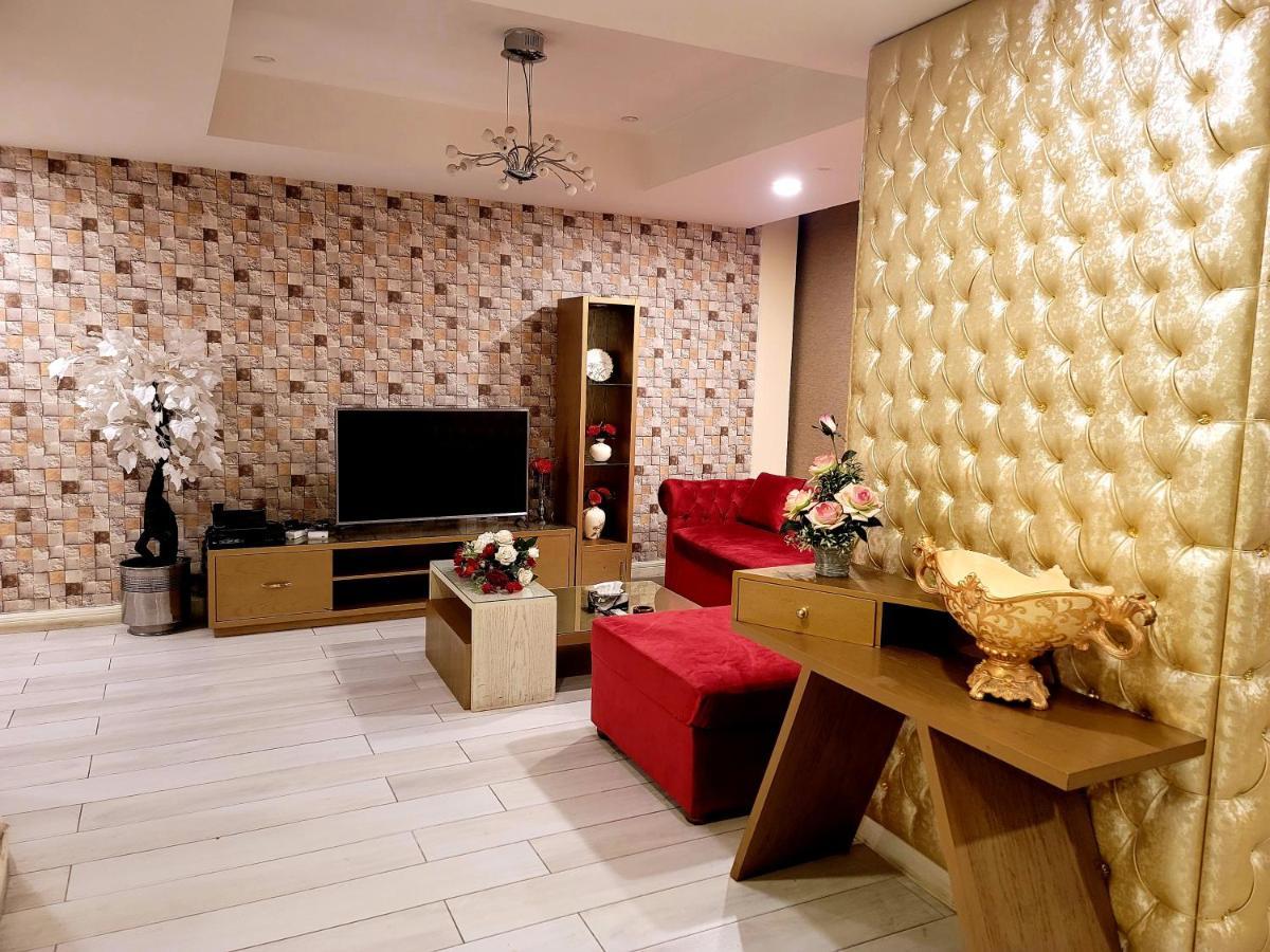 Апартаменты Royal Residencia Centaurus Исламабад Экстерьер фото